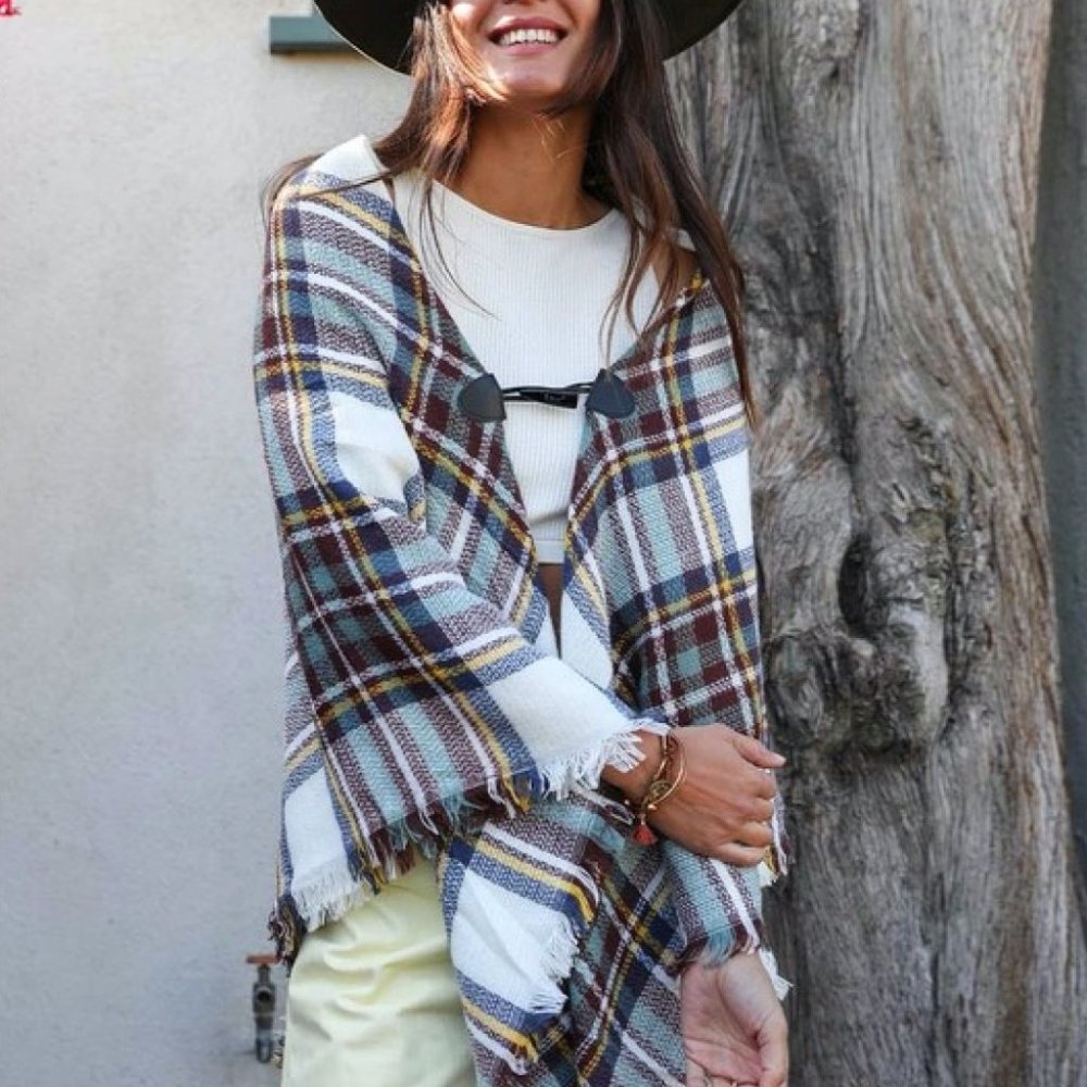 Leto Vintage Darling Plaid Flannel Poncho with Toggle Closure